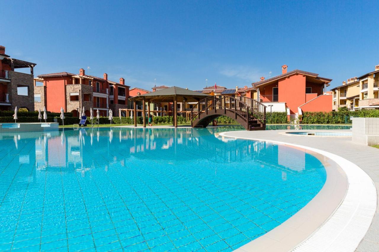 Appartamento Corina Sirmione Exterior photo