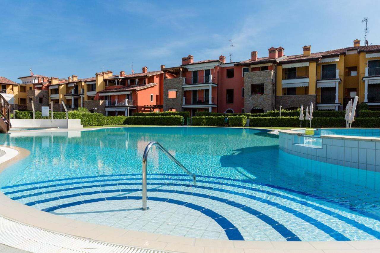 Appartamento Corina Sirmione Exterior photo