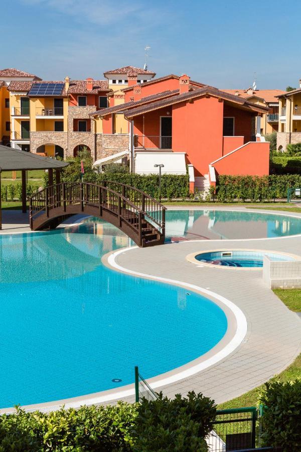 Appartamento Corina Sirmione Exterior photo