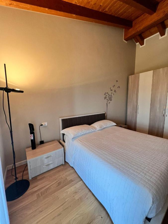 Appartamento Corina Sirmione Exterior photo